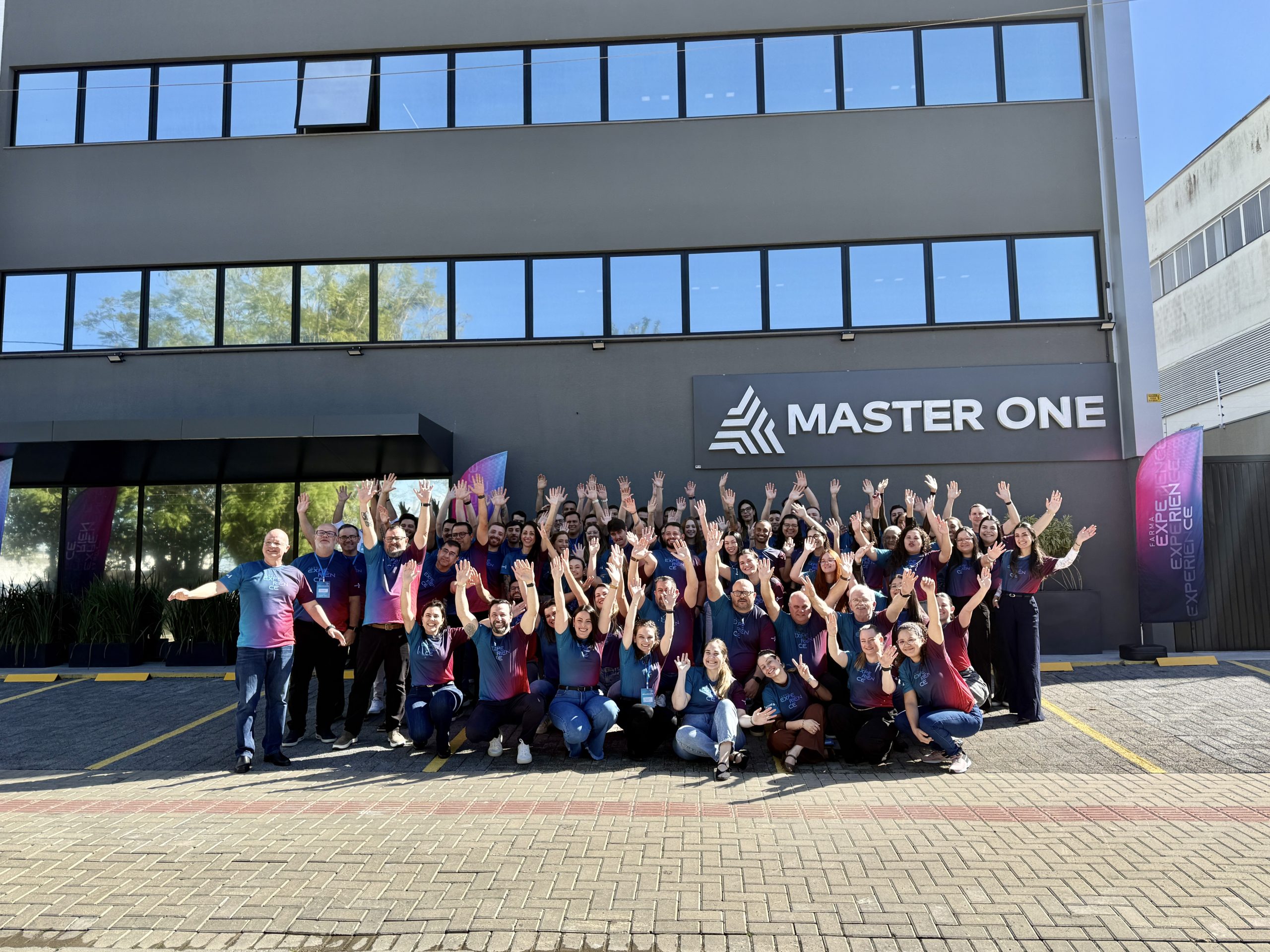 Grupo Master One realiza 1ª edição do Farma Experience com associados e representantes da indústria farmacêutica